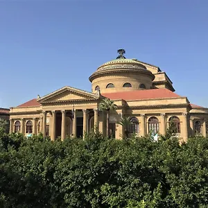 Porta Maqueda 2*, Palermo Italië