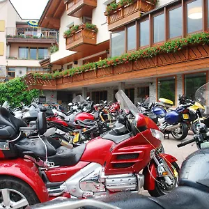 https://hotel-oriental.it-lombardy.com